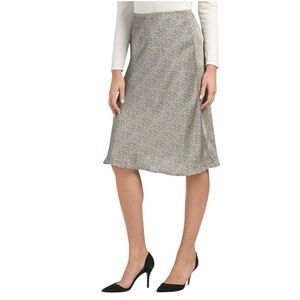 NWOT Sienna Sky Lined Animal Print Flare Skirt Size Medium